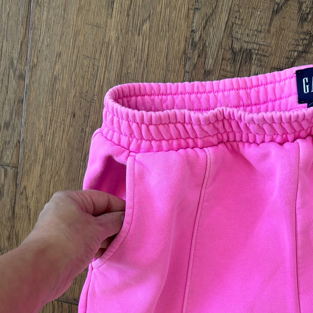 GAP Bright Pink Pants - Picture 2 of 5